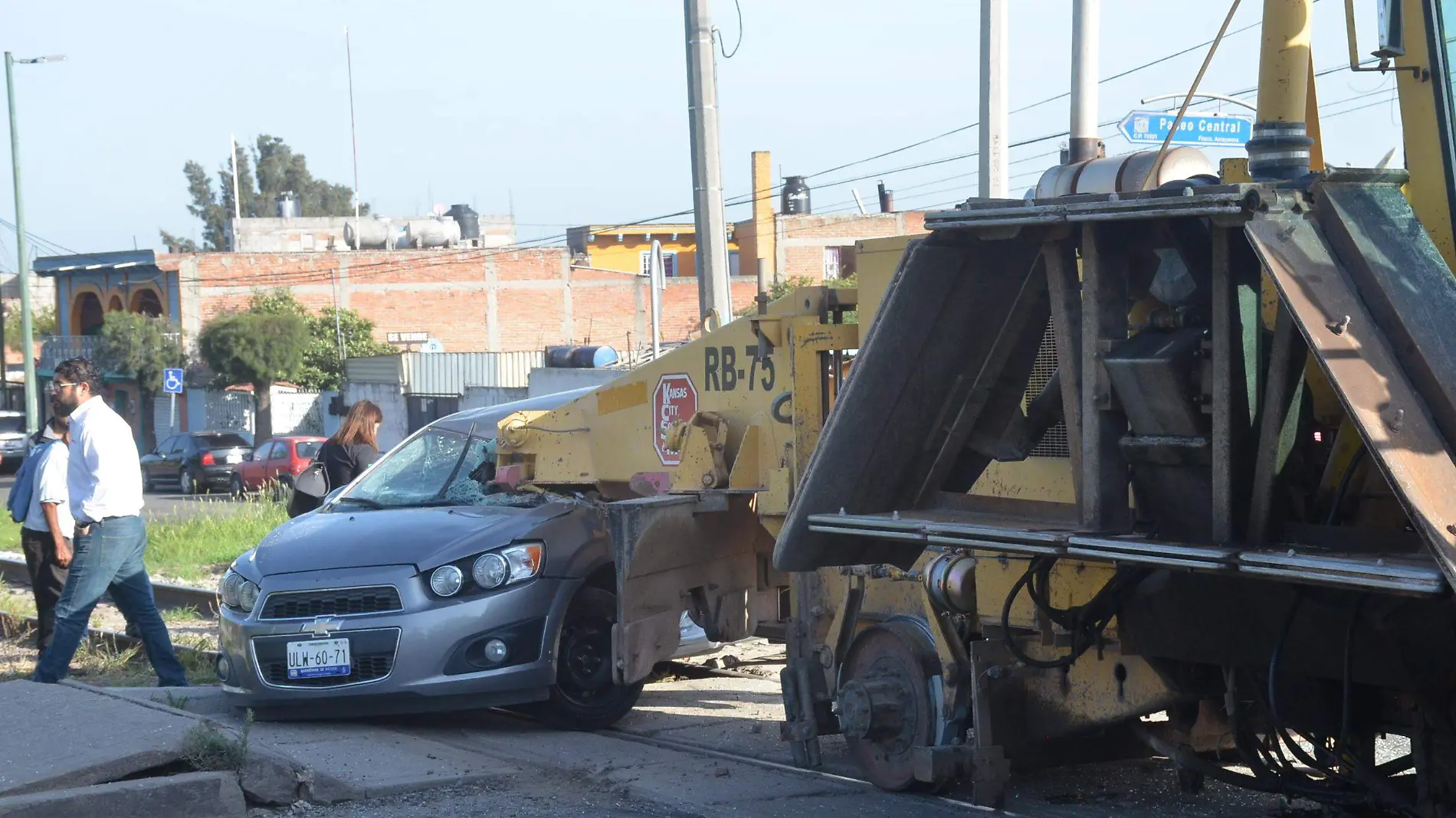 5 JULIO. El automóvil